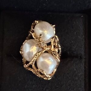 Vintage 14k Yellow Gold and Pearl and Diamond Ring